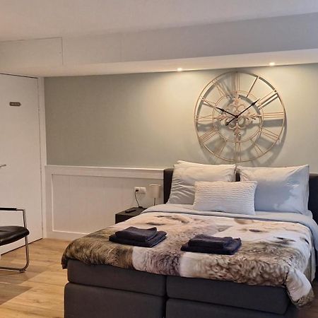 B&B De Raamberg Zundert ภายนอก รูปภาพ