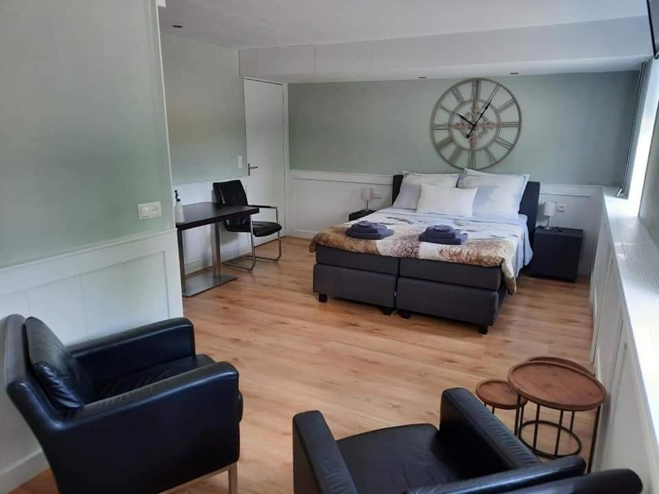 B&B De Raamberg Zundert ภายนอก รูปภาพ