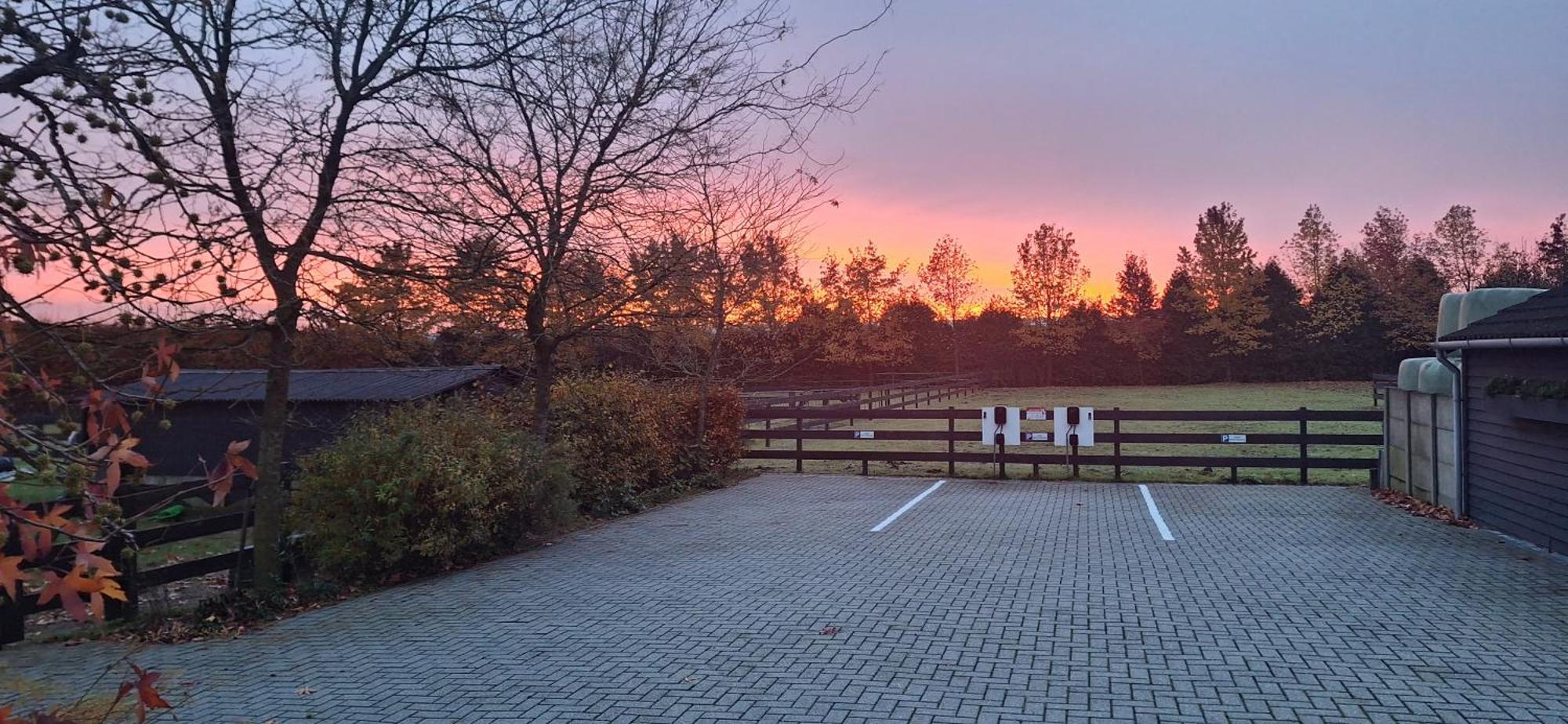 B&B De Raamberg Zundert ภายนอก รูปภาพ